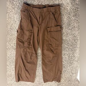 H & M Dividend Brown Cargo Pants Size 12 Excellent condition